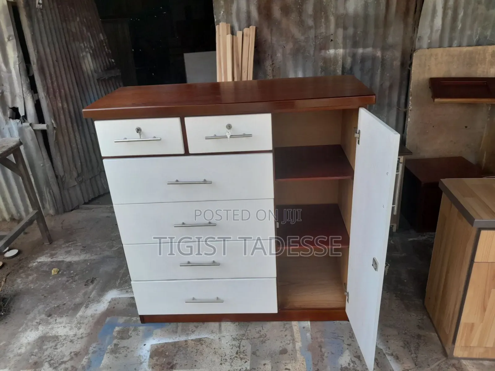 Cheast Drawer 120cm*120cm የሸሚዝ ኮሞ