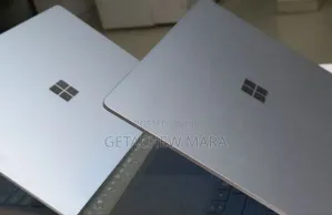 Photo - New Laptop Apple MacBook Pro M1 16GB AMD Ryzen 5 SSD 1T