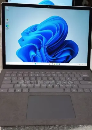 New Laptop Apple MacBook Pro M1 16GB AMD Ryzen 5 SSD 1T