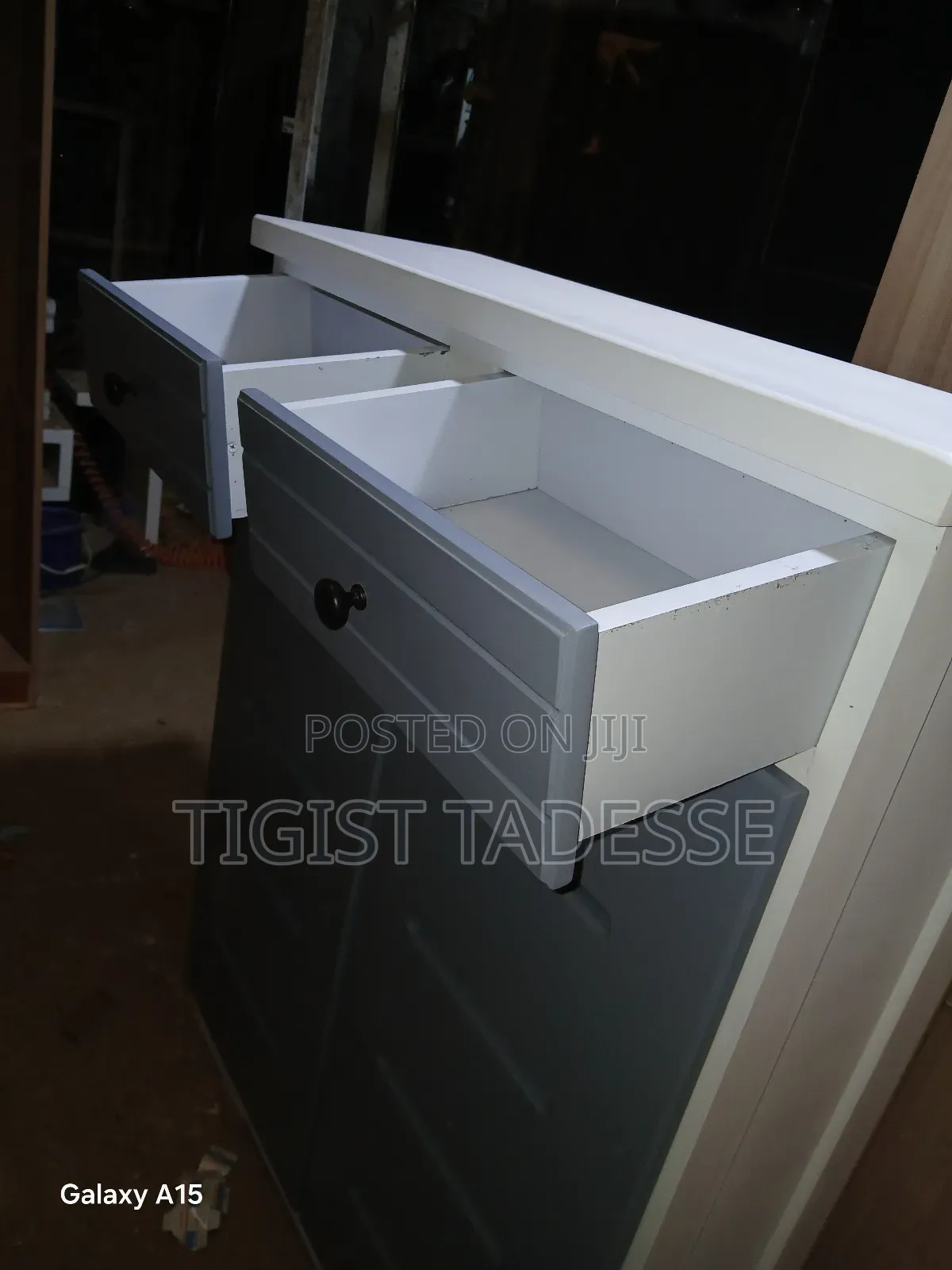 ጫማ መደርደርያ 1ሜትር በ ሜትር ከ 30