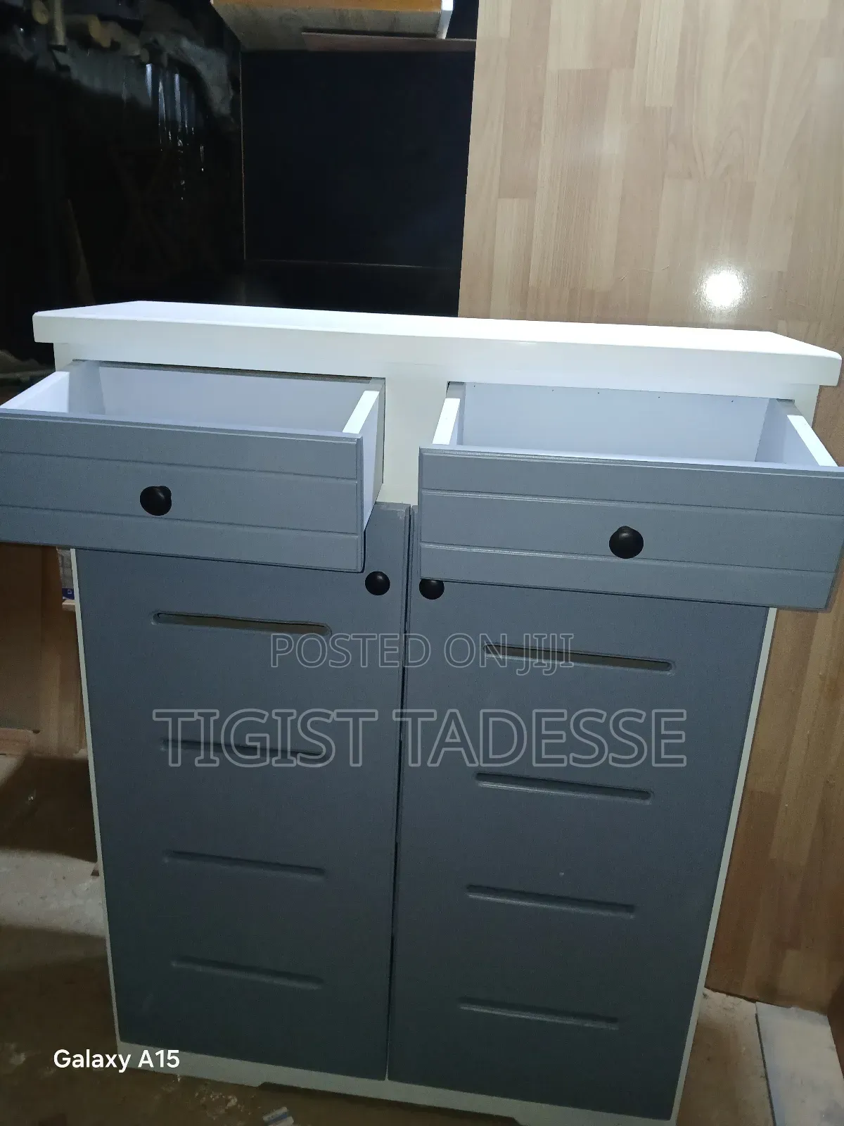 ጫማ መደርደርያ 1ሜትር በ ሜትር ከ 30