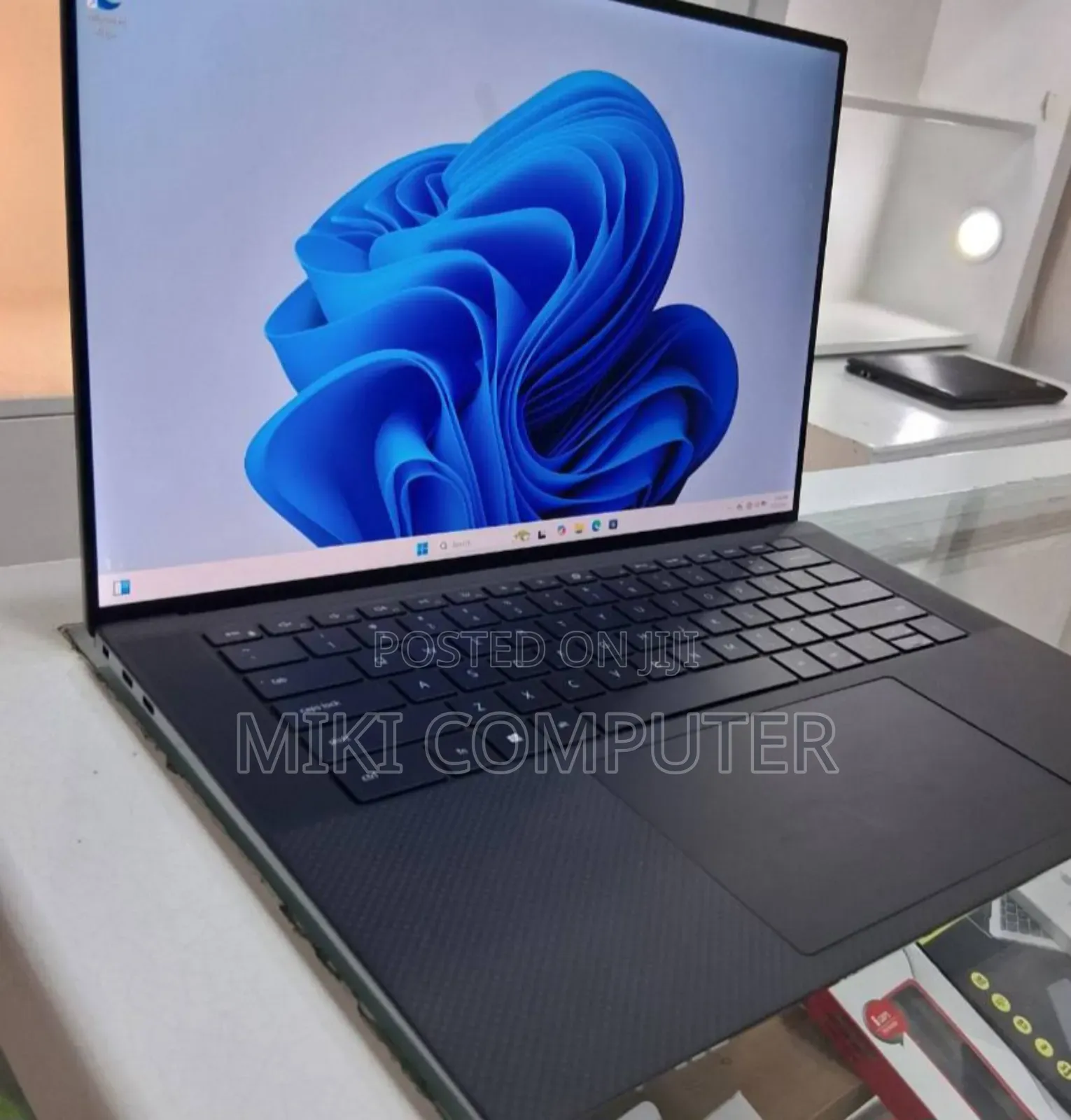 New Laptop Dell Precision 5550 16GB Intel Core I7 SSD 512GB