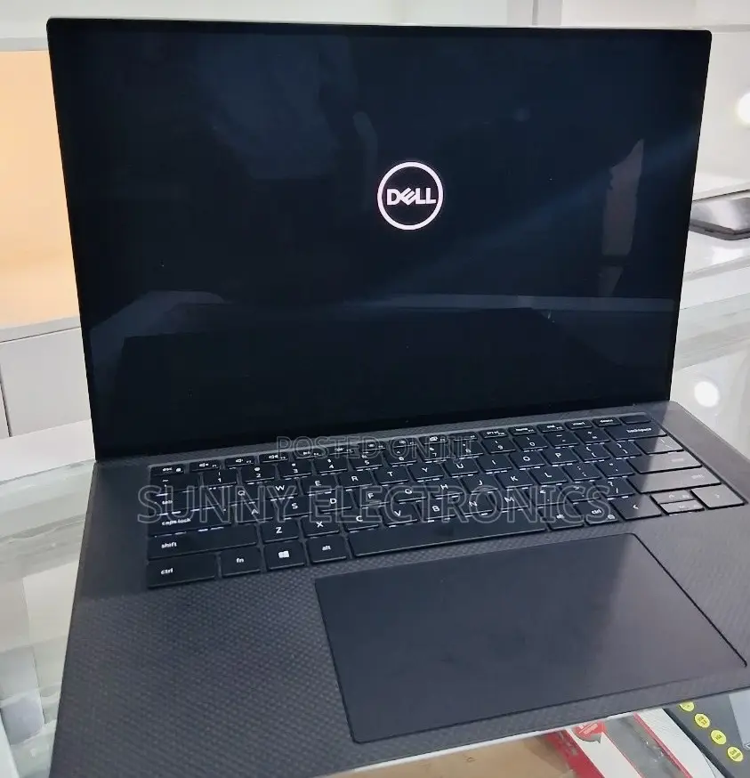 New Laptop Dell Precision 5550 16GB Intel Core I7 SSD 512GB