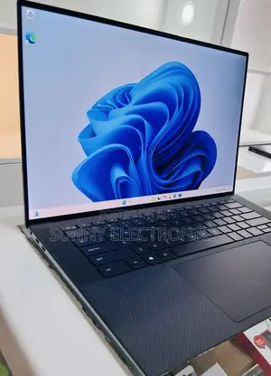 Photo - New Laptop Dell Precision 5550 16GB Intel Core I7 SSD 512GB