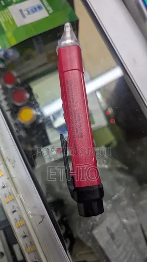 Digital Multimeter Current Voltage Detector