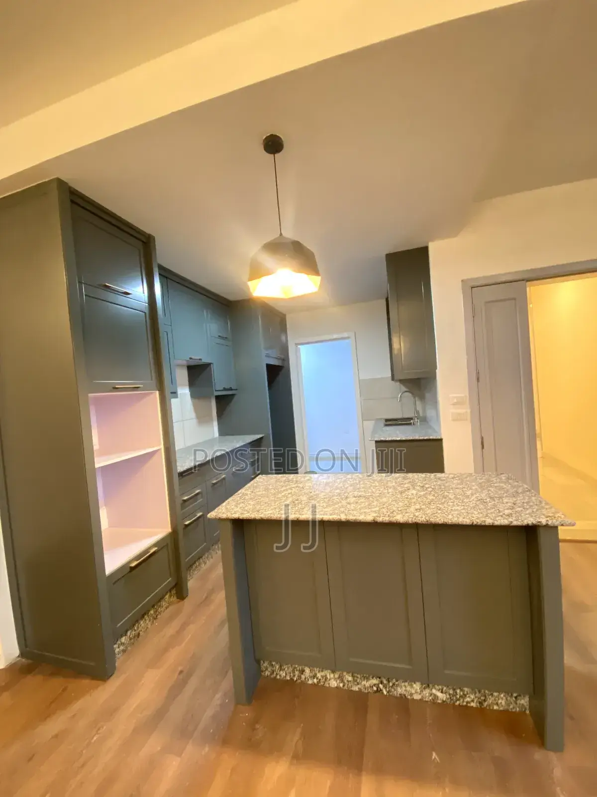 3bdrm Apartment in Kirkos for rent