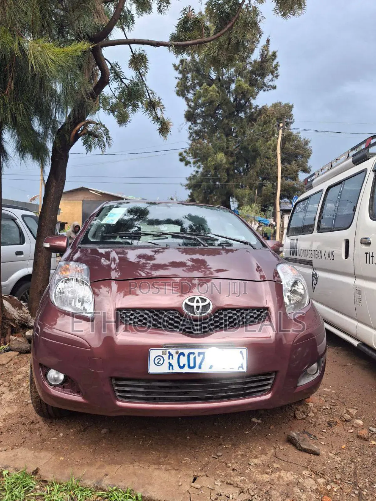 Toyota Yaris 2010 Red