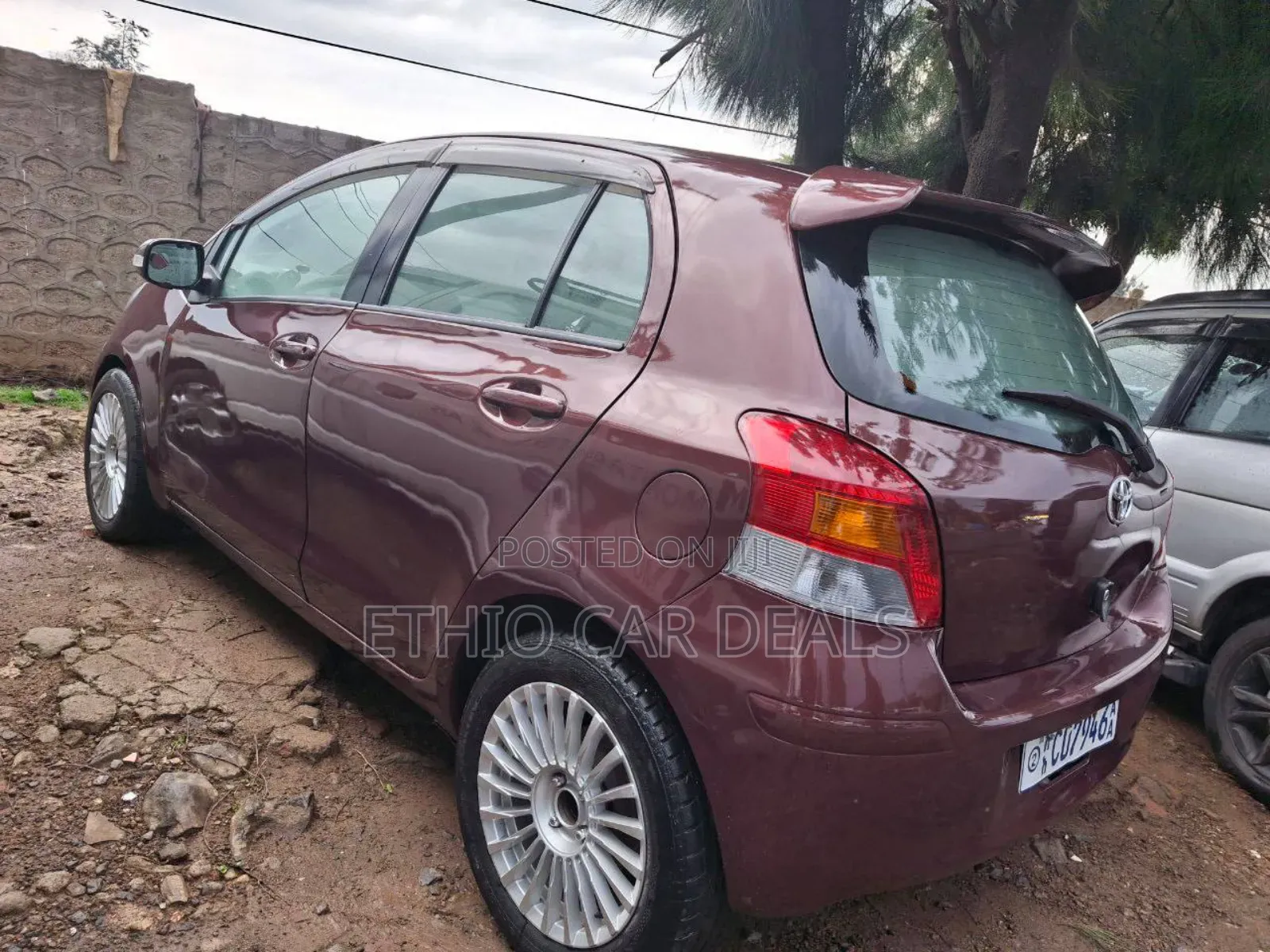 Toyota Yaris 2010 Red