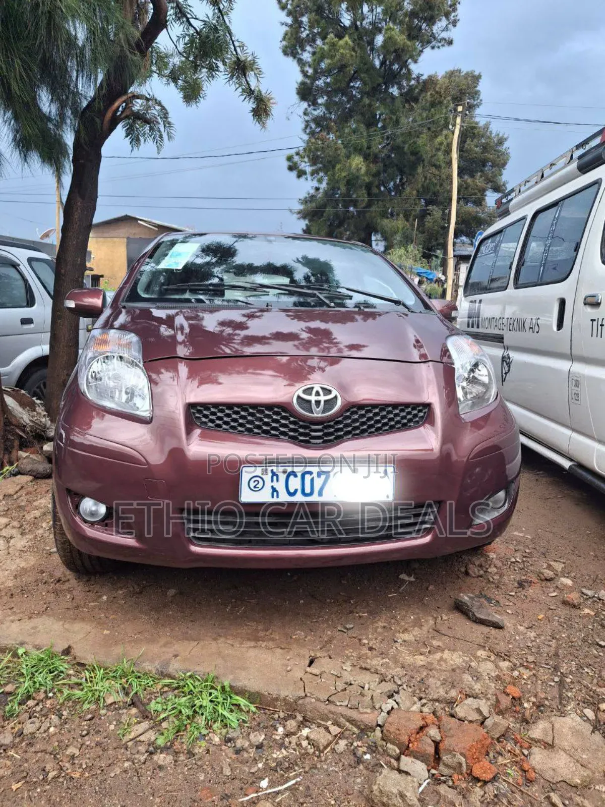 Toyota Yaris 2010 Red