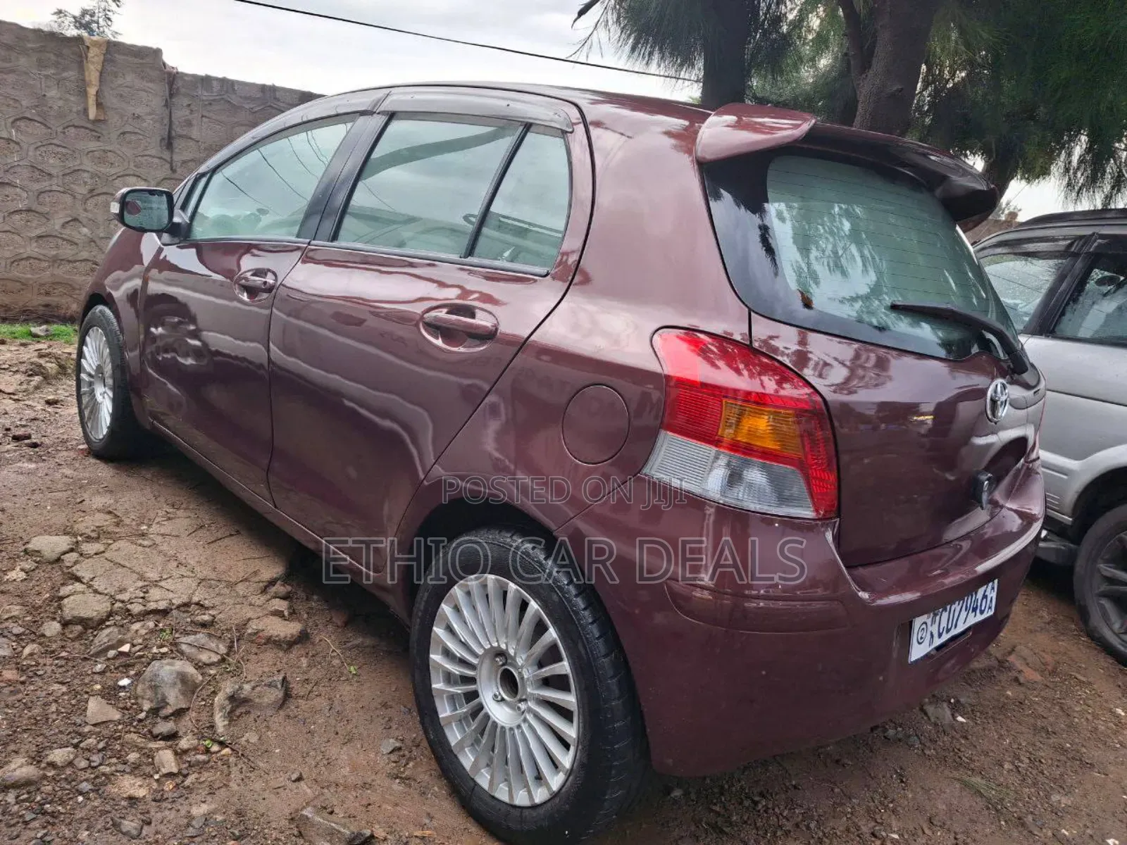 Toyota Yaris 2010 Red