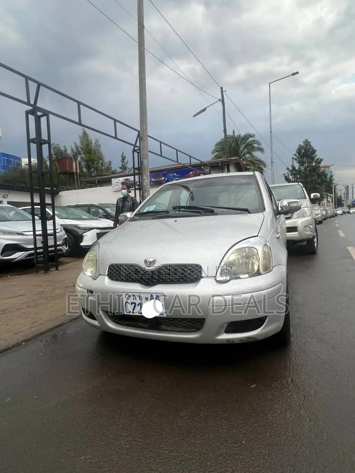 Toyota Vitz 2004 Silver