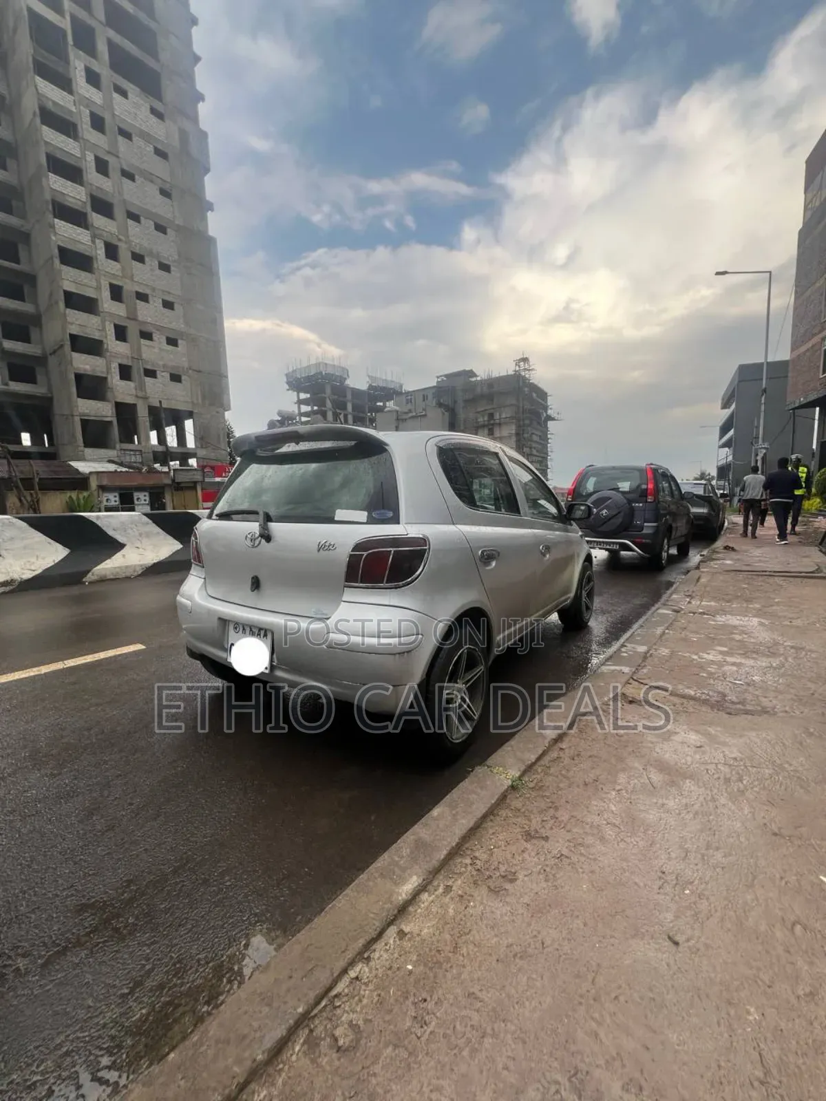 Toyota Vitz 2004 Silver