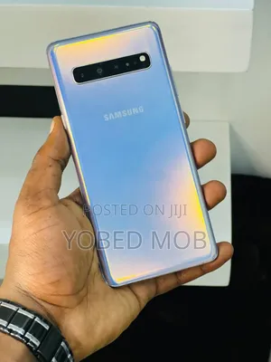 New Samsung Galaxy S10 5G 256 GB Blue