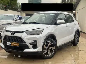 Photo - Toyota Raize 2021 White