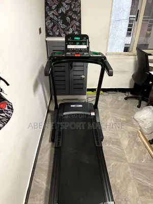 Photo - ዘመናዊ የአዉሮጳዉያን ስታንዳርድ Reebok Jet200 የመሮጫ ማሽን