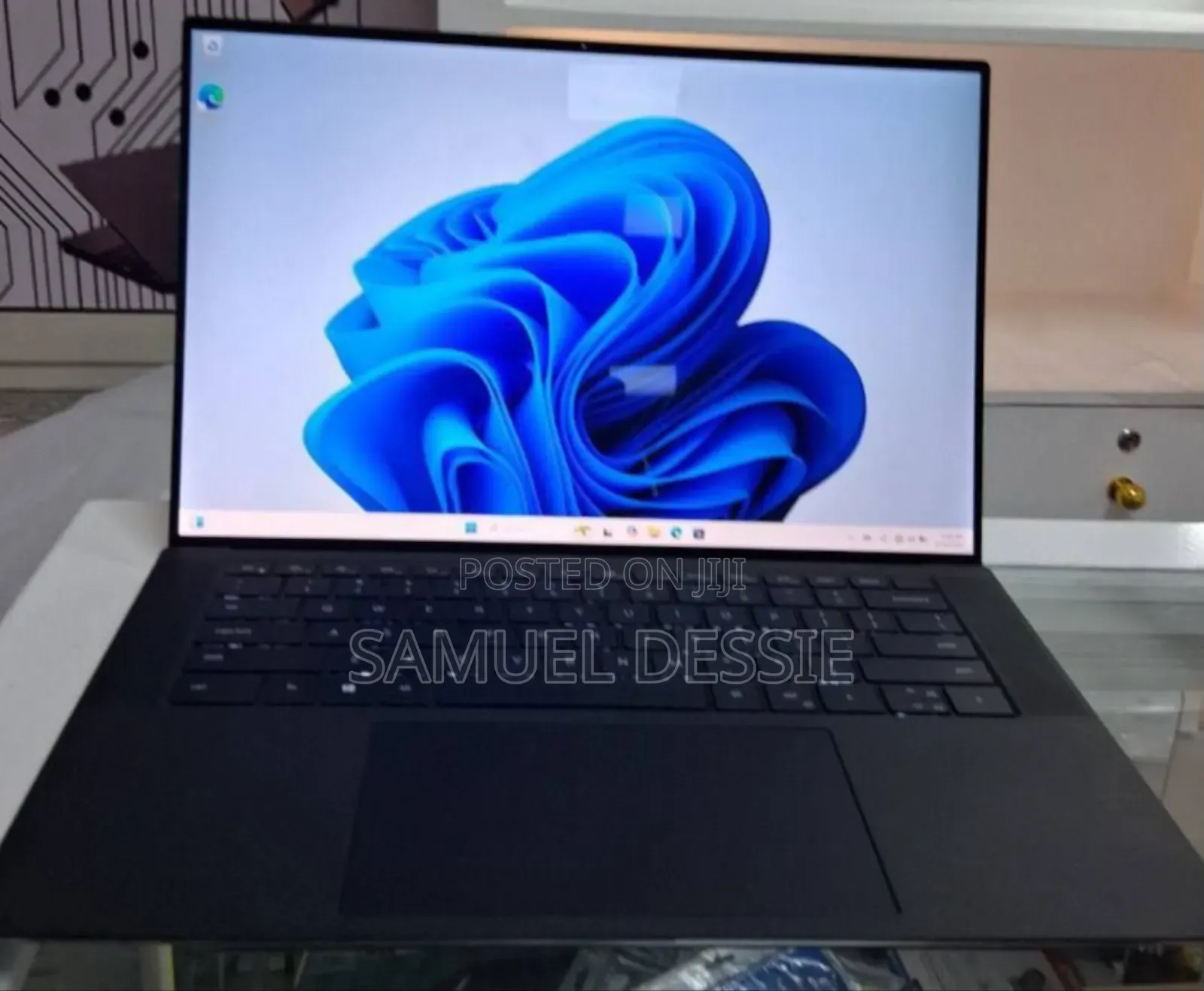 New Laptop Dell Precision 5550 16GB Intel Core I7 SSD 512GB