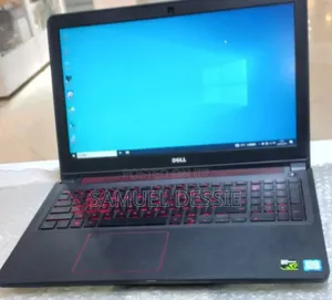 New Laptop Dell Inspiron 15 5577 8GB Intel Core I7 SSD 512GB