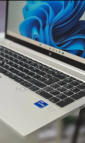 New Laptop HP EliteBook 850 G8 16GB Intel Core I7 SSD 512GB