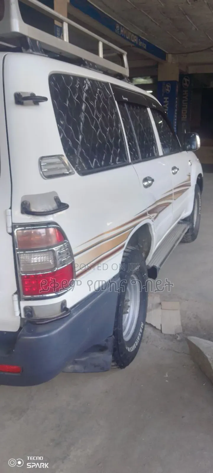 Toyota Land Cruiser 2006 White