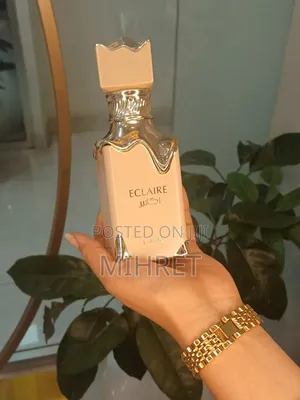 Photo - Eclaire by Lattafa