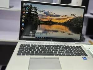 New Laptop HP EliteBook 850 G8 16GB Intel Core I7 SSD 512GB