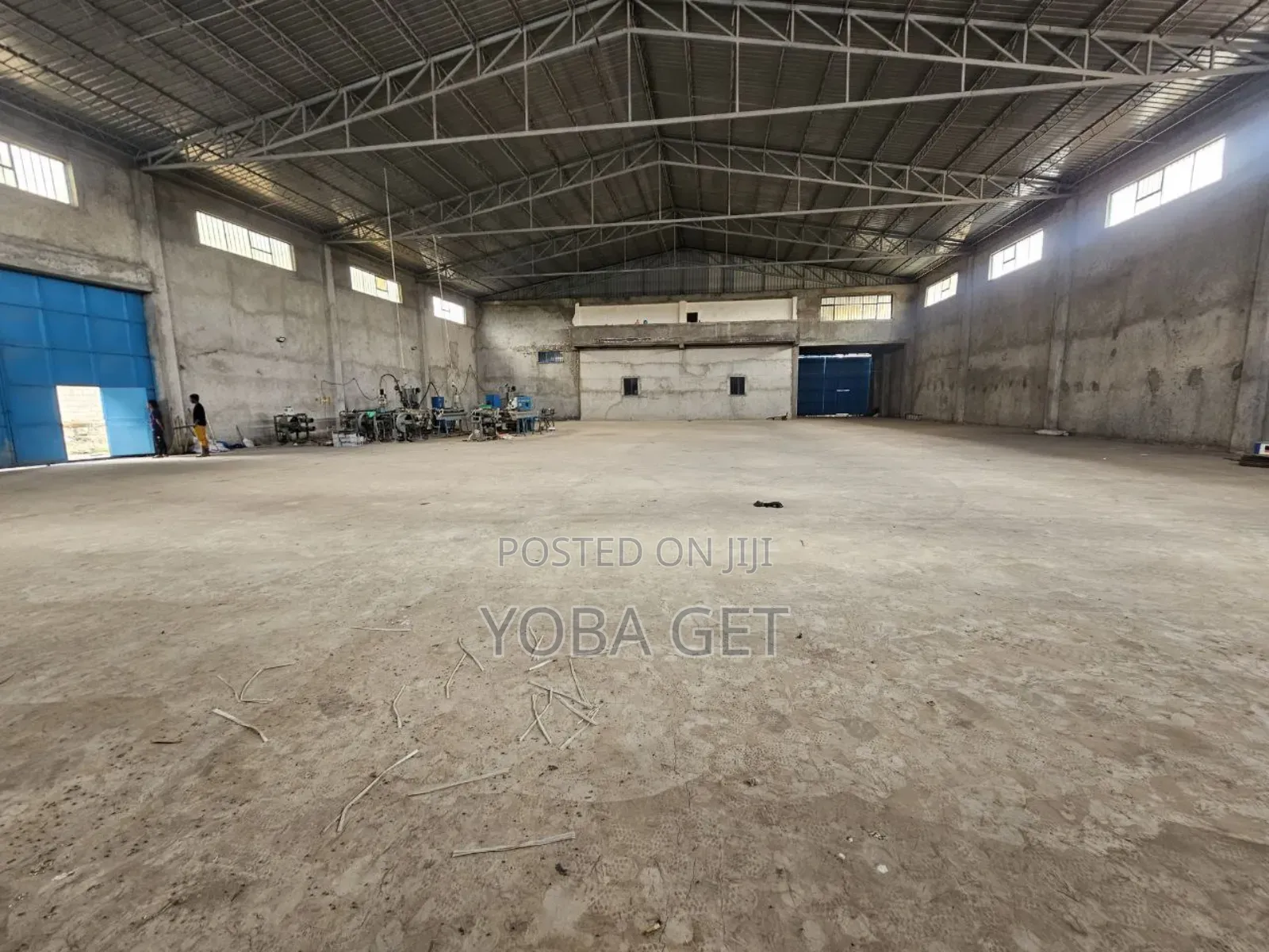 አስቸካይ የሚሸጥ መጋዘን