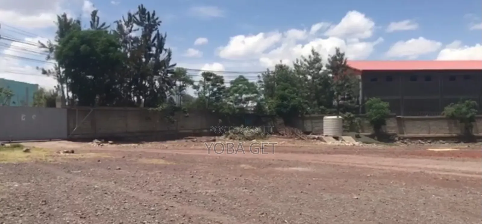 አስቸካይ የሚሸጥ መጋዘን