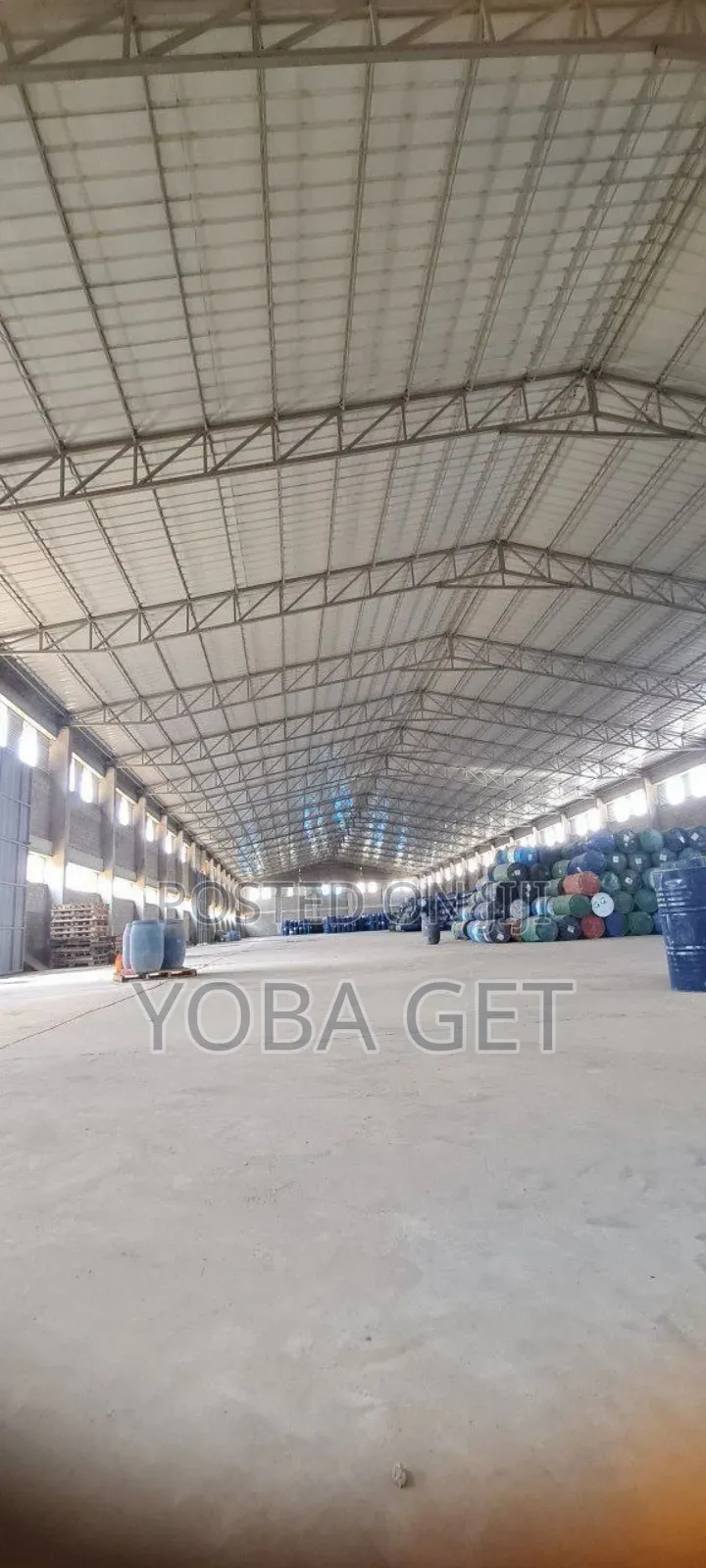 አስቸካይ የሚሸጥ መጋዘን