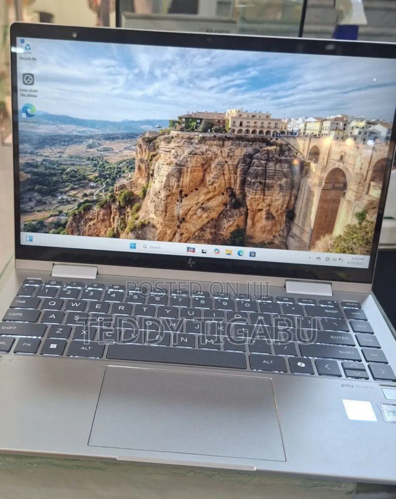 New Laptop HP Envy X360 8GB Intel Core I5 SSD 512GB