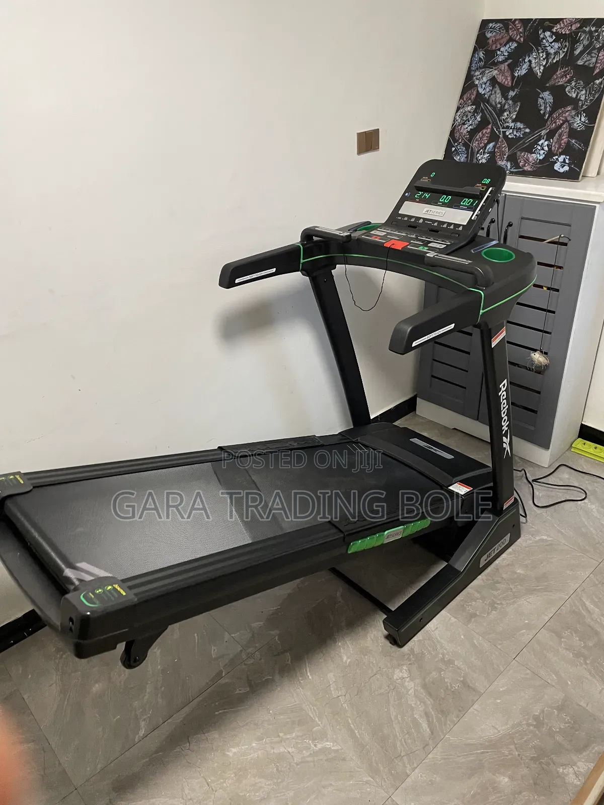 3 Hourspower Reebok J200