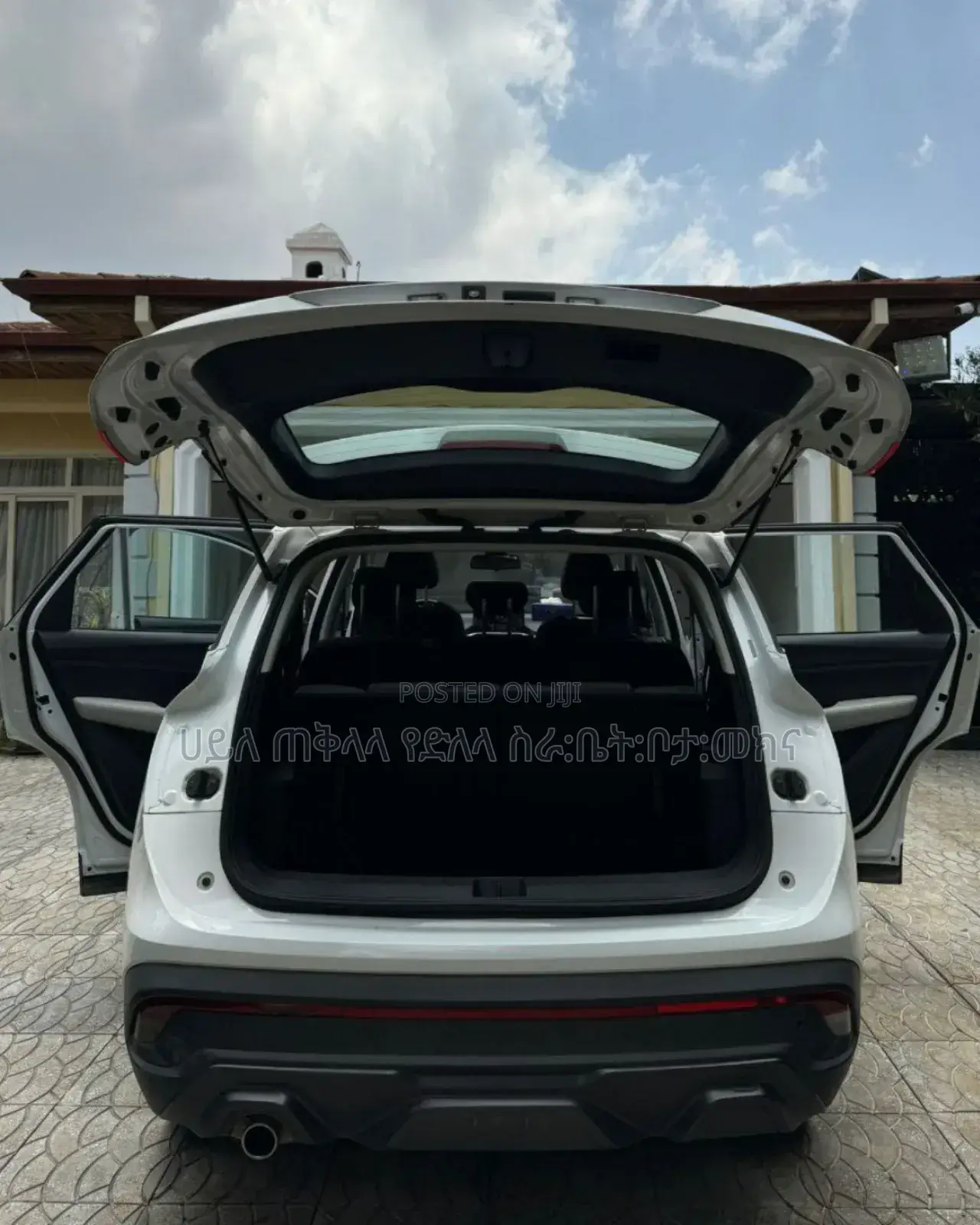 Chevrolet Captiva 2023 Ivory