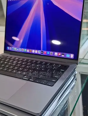 New Laptop Apple MacBook Pro M1 16GB Intel Core I5 SSD 1T