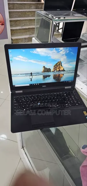 New Laptop Dell Precision 15 5510 16GB Intel Core I7 SSD 512GB