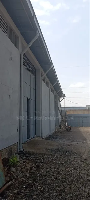 የሚከራይ መጋዘን ቃሊቲ አአ