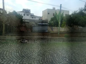 የሚሸጥ ቦታ የሚሰራበት መሬት