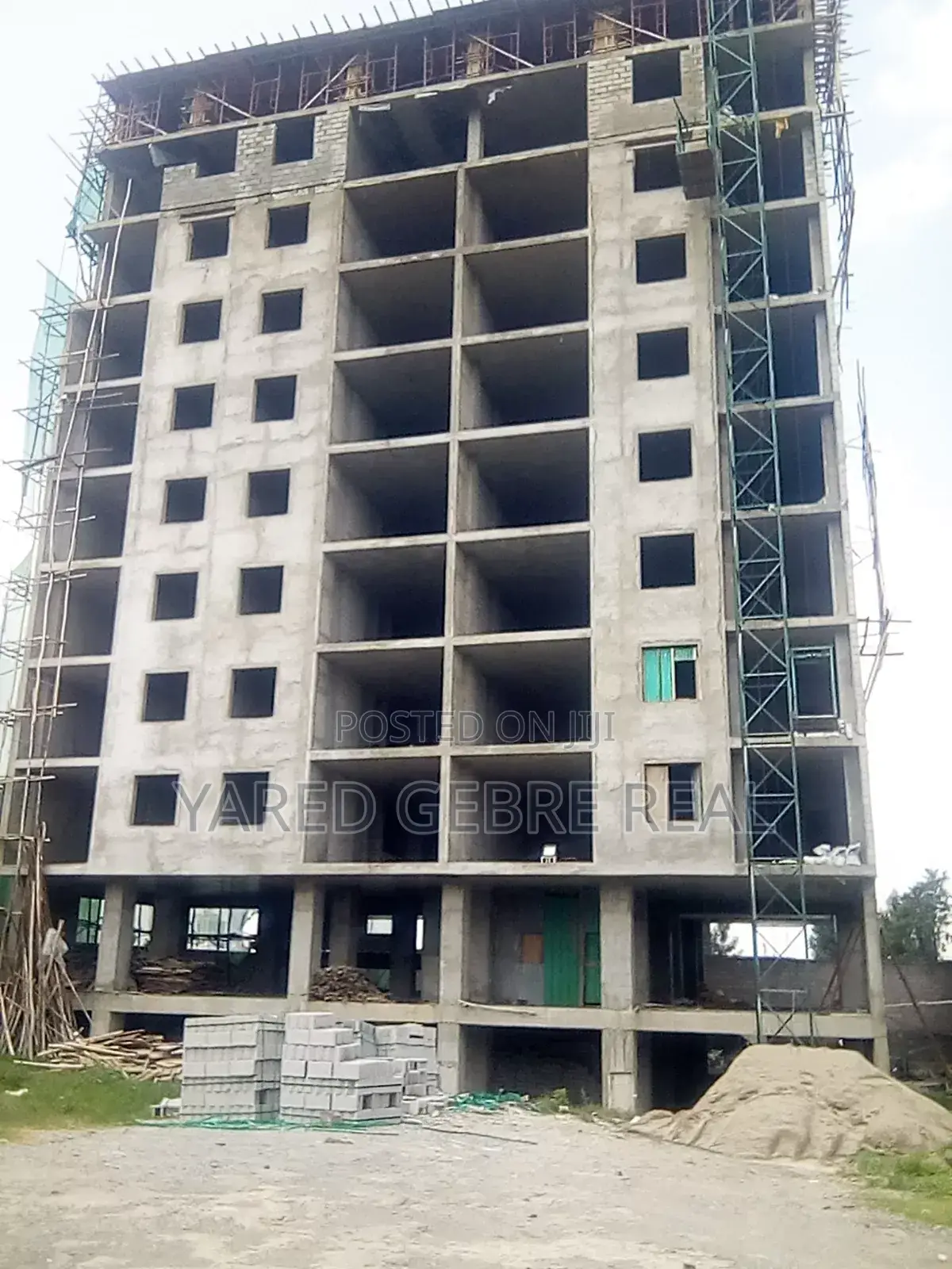 2bdrm Apartment in Royal, Yeka for sale