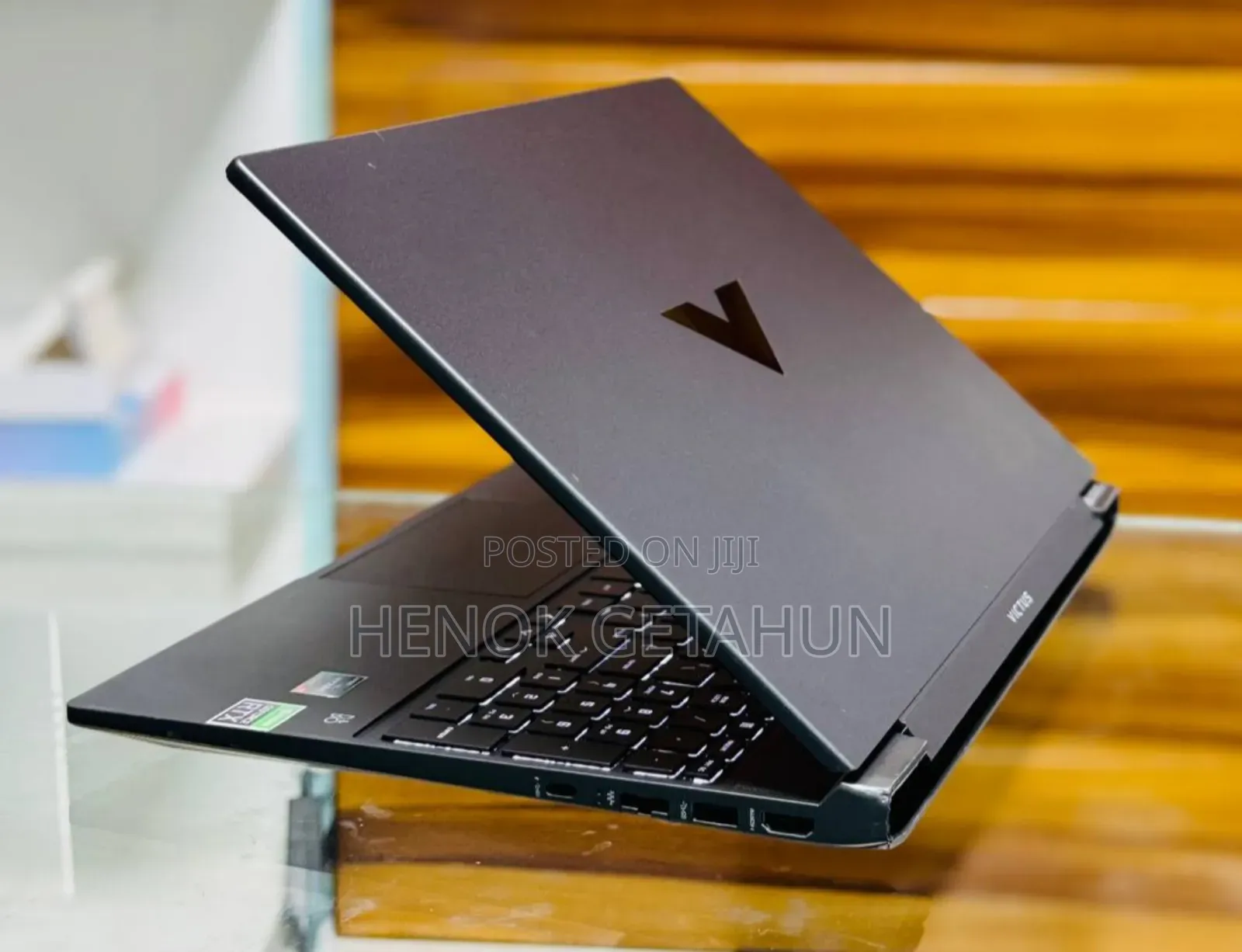 New Laptop HP Victus 16 16GB AMD Ryzen 7 SSD 512GB