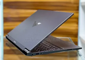 New Laptop HP Victus 16 16GB AMD Ryzen 7 SSD 512GB