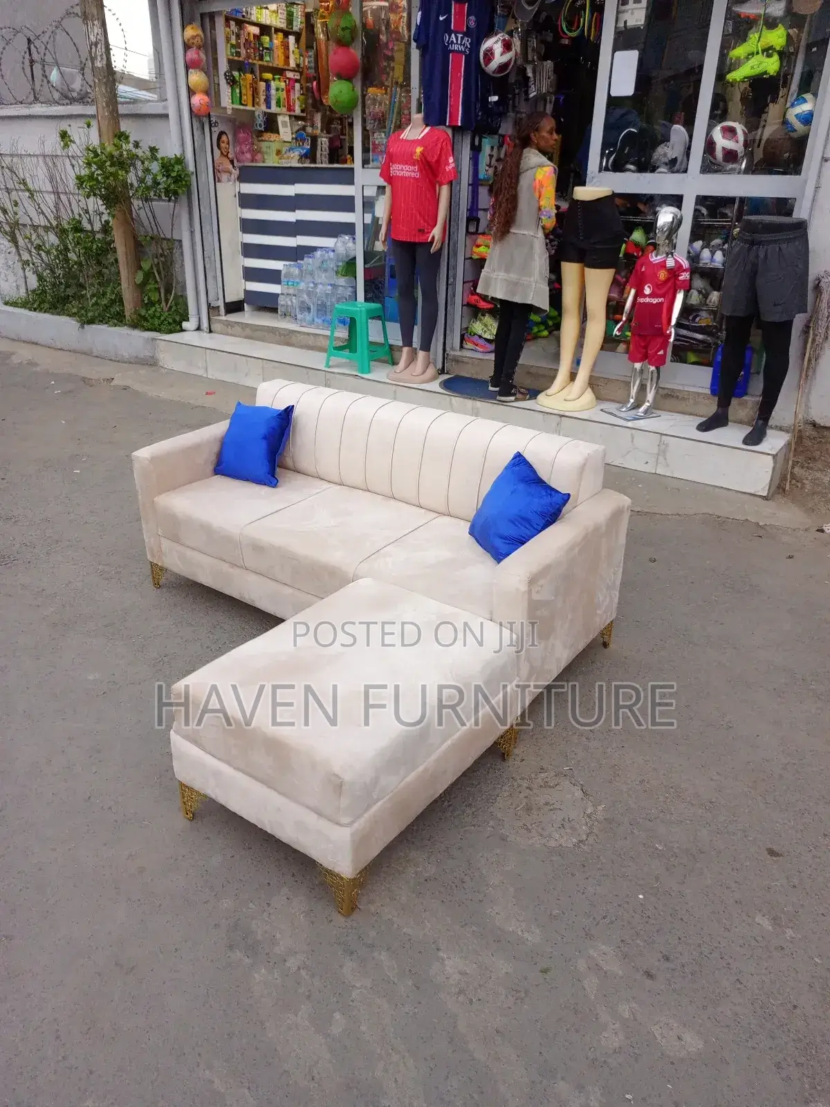 ለጠባብ ቤት የሚሆን ሶፋ 5ሰው የሚያስቀምጠው