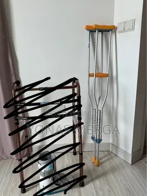 Photo - Axilla Aluminium Crutches兆وload-Bearing Strength Where It's