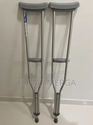 Photo - Forearm Crutches蛻زwalking Crutch Features Thick Cushioned