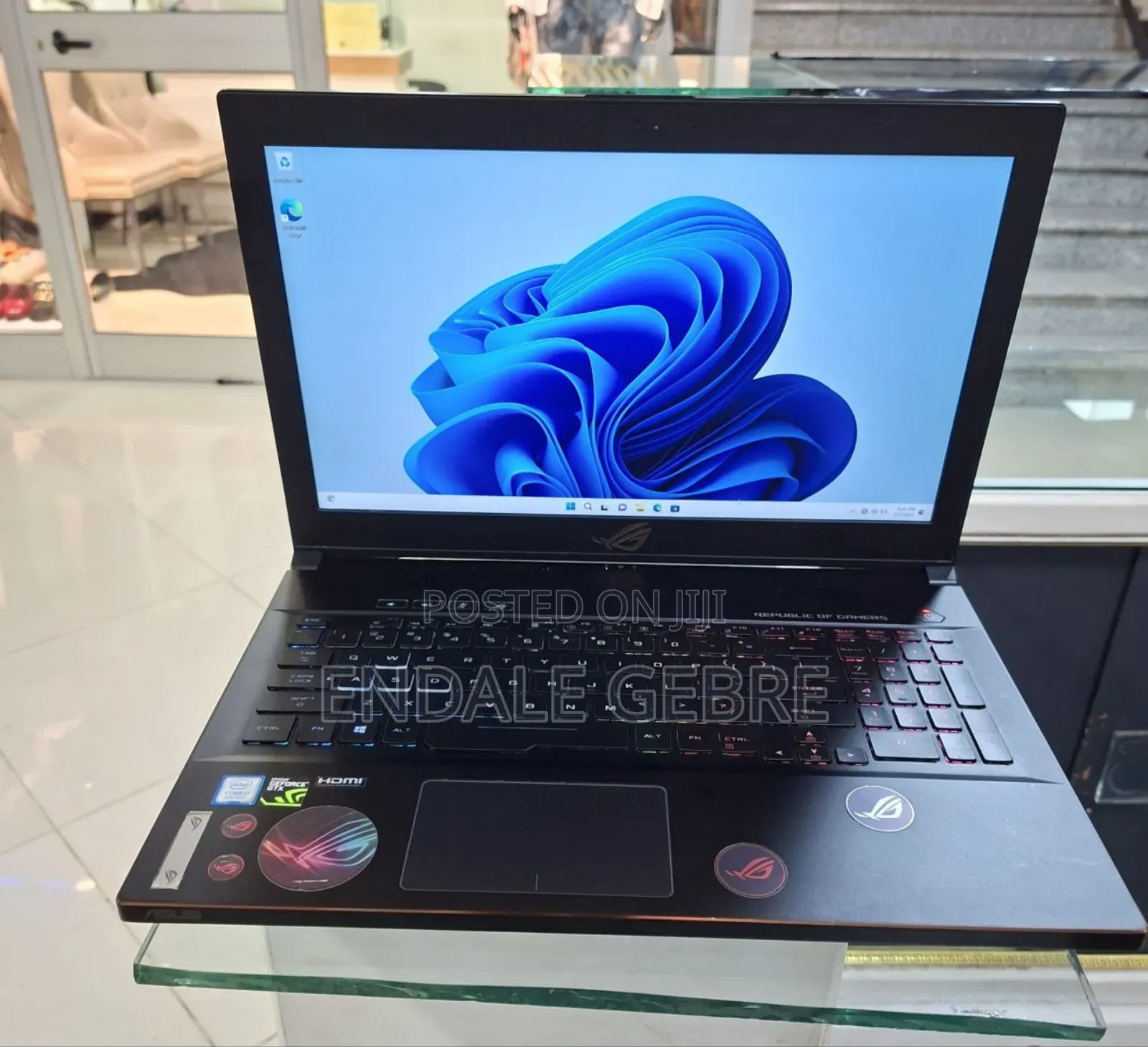 New Laptop Asus ROG Zephyrus G15 16GB Intel Core I7 SSD 1T