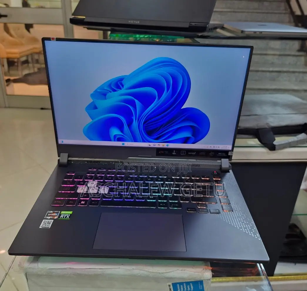 New Laptop Asus ROG Strix G15 16GB AMD Ryzen 9 SSD 512GB