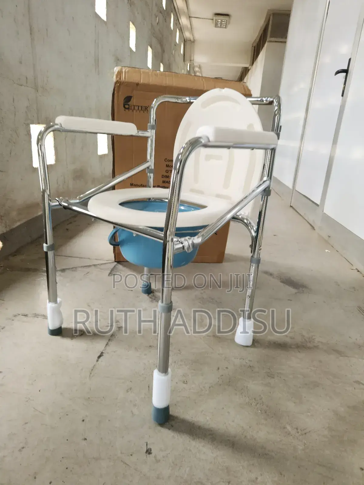 Commode Chair當地toilet Chair吃飯poty Chair跟隨new Medical Commode