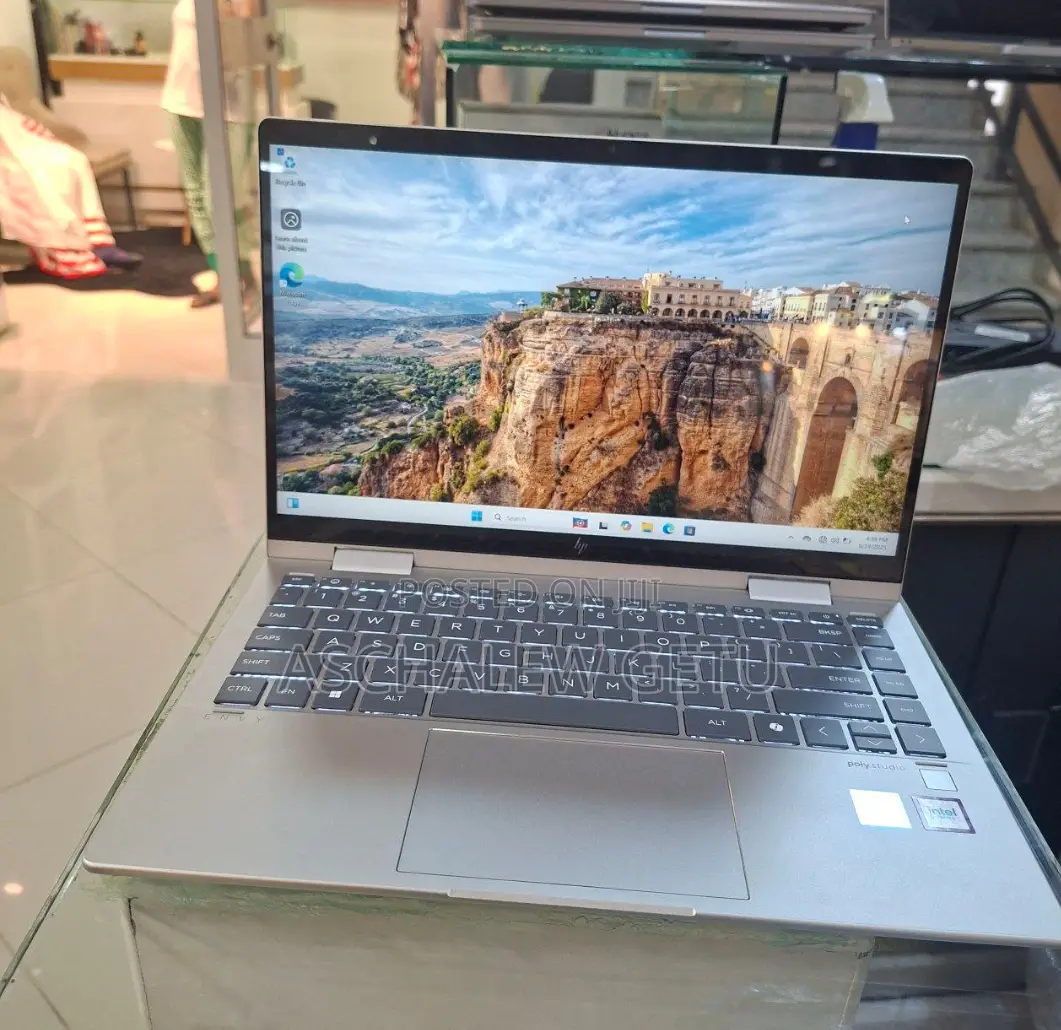 New Laptop HP Envy X360 16GB Intel Core I5 SSD 512GB
