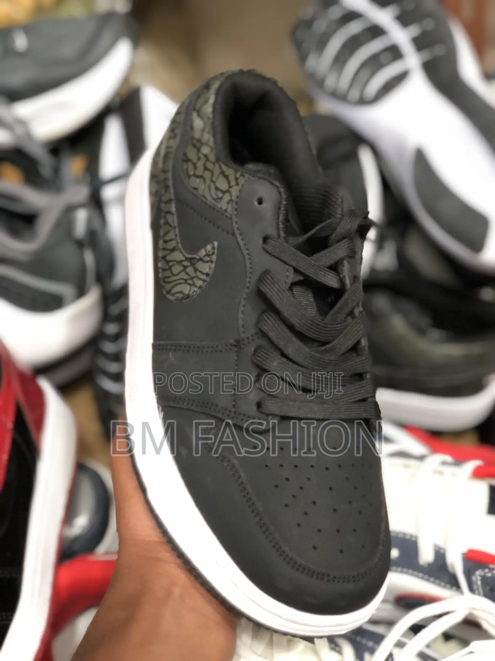 Air Jordan 1 Low Dunk Black Cement