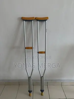 Photo - Axillary Crutchesد𦬅alpha Cr-U Underarm Crutches - Tall