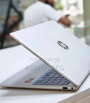 New Laptop HP Stream Notebook 8GB AMD Ryzen 5 SSD 512GB