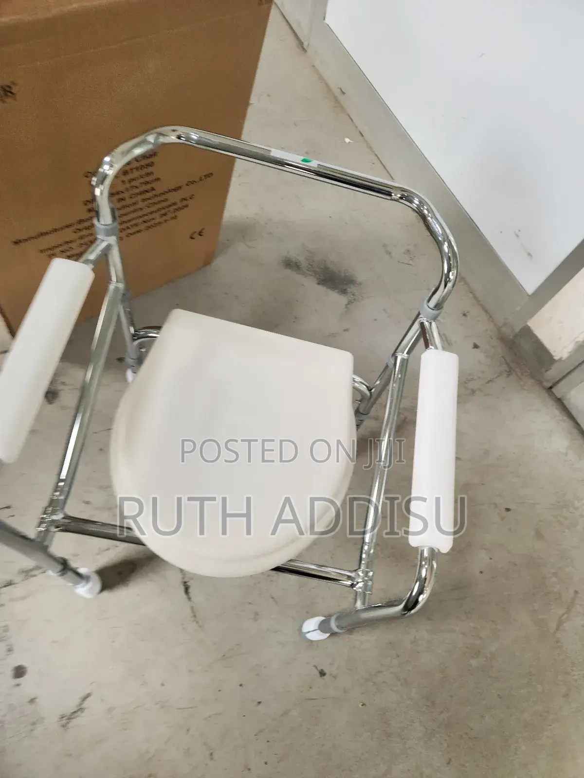 Toilet Chair法官commode Chair沒用commode Chair才是poty Chair New