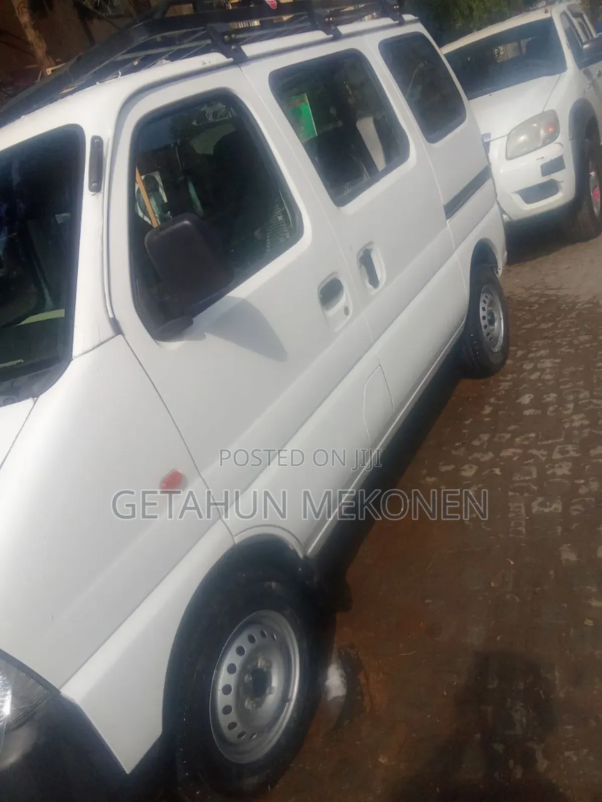 Suzuki Eeco 2023 White